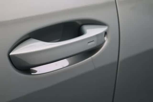 Volkswagen Tiguan (2025) thumbnail 21