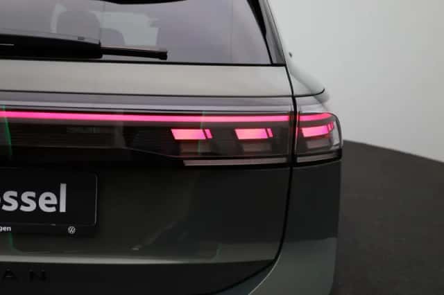 Volkswagen Tiguan (2025) thumbnail 60