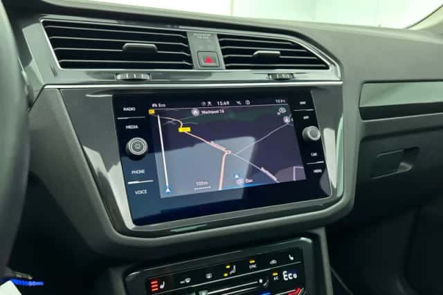 Volkswagen Tiguan (2022) thumbnail 29