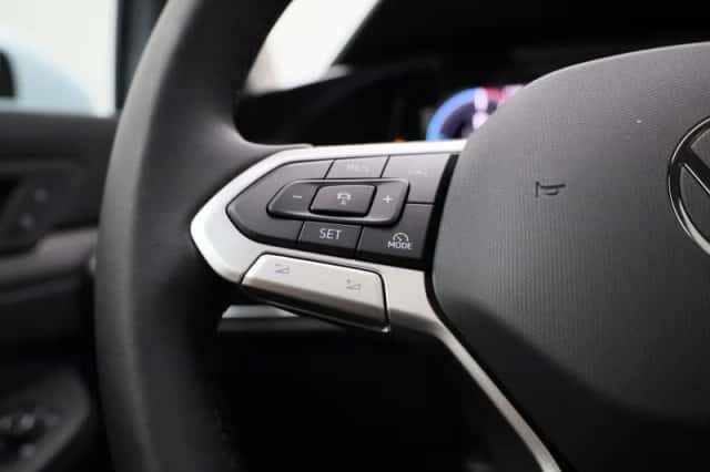 Volkswagen Golf (2025) thumbnail 20