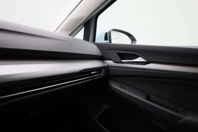 Volkswagen Golf (2025) thumbnail 24
