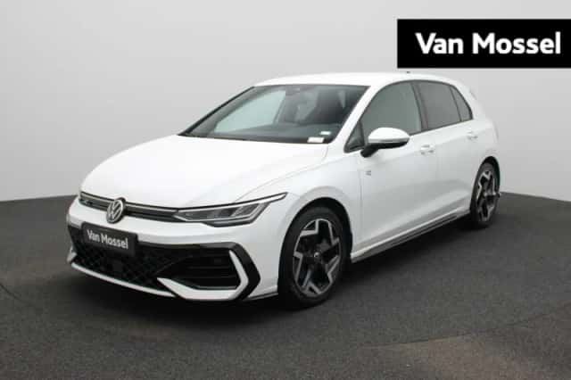 Volkswagen Golf (2025) thumbnail 1