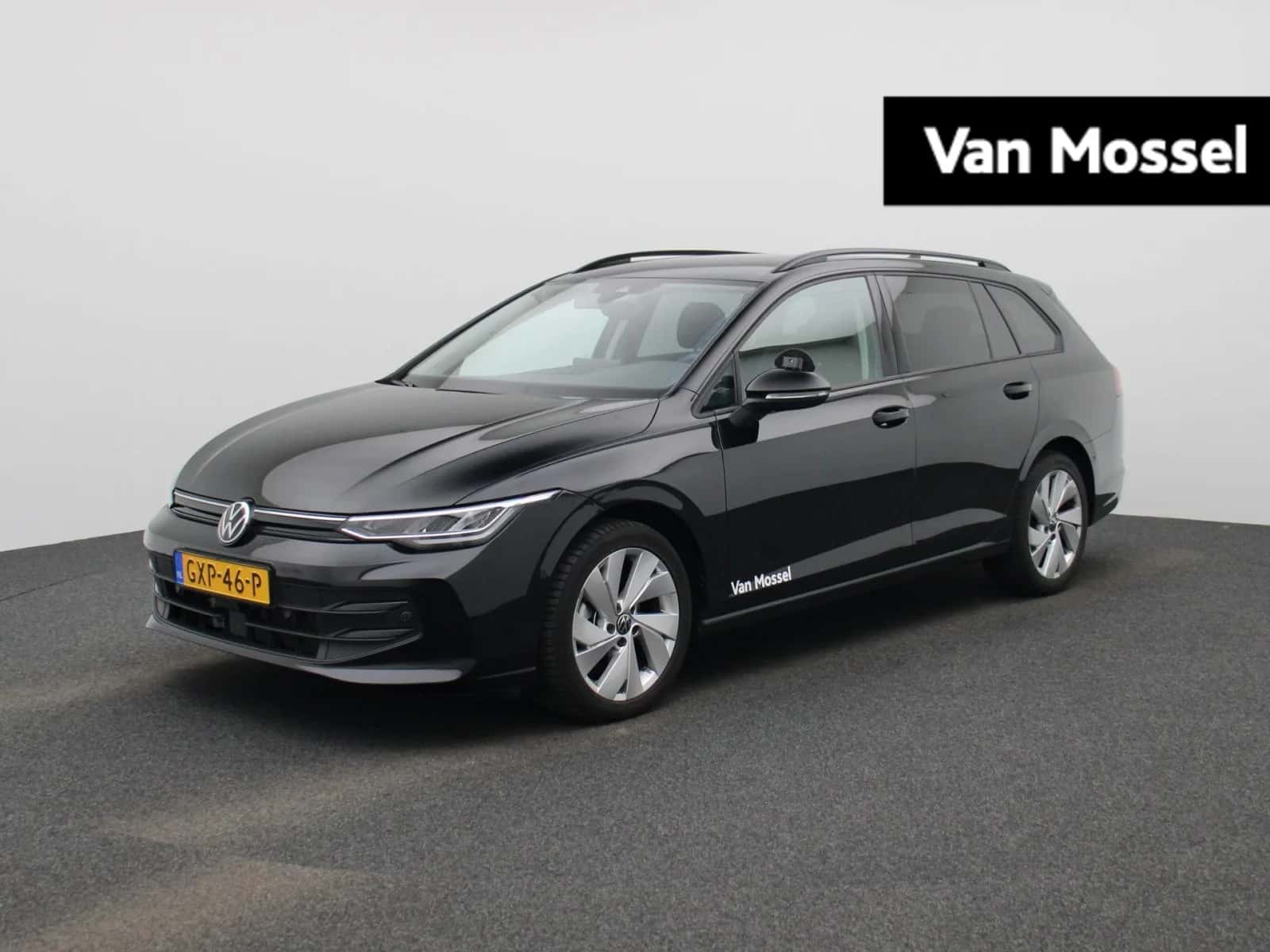 Volkswagen Golf (2025) — foto 1