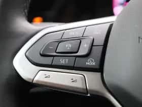 Volkswagen Golf (2025) thumbnail 18