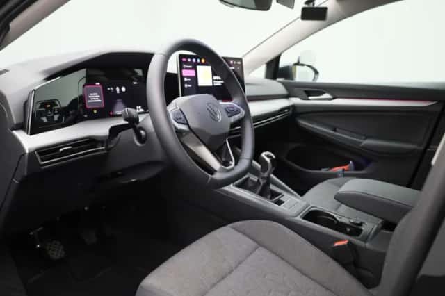 Volkswagen Golf (2025) thumbnail 30