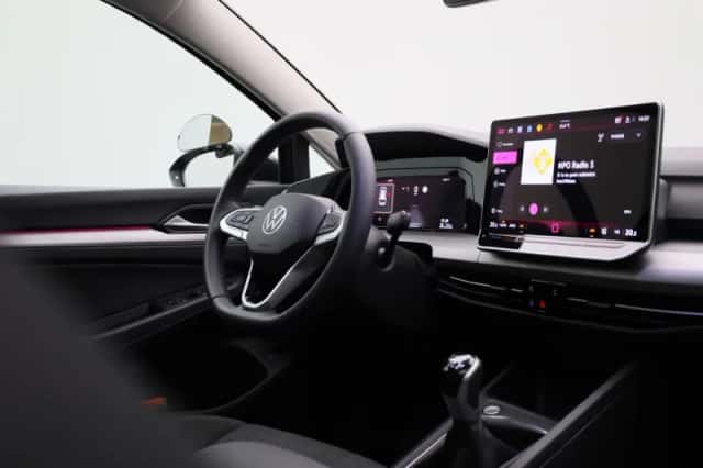 Volkswagen Golf (2025) thumbnail 33
