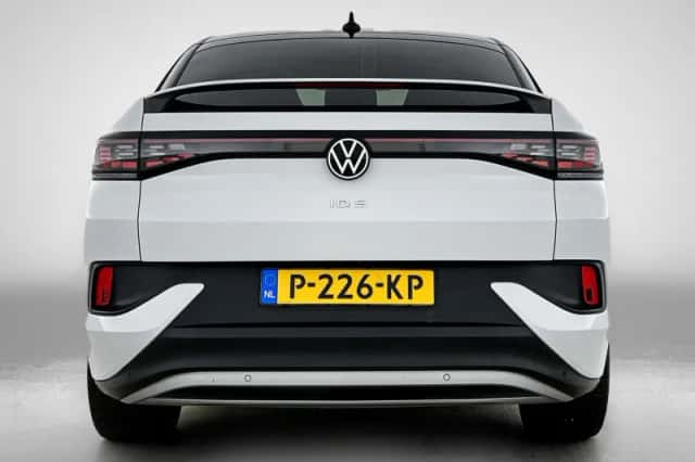 Volkswagen ID.5 (2022) thumbnail 3