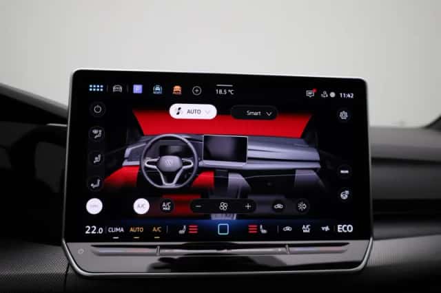 Volkswagen Golf (2025) thumbnail 26