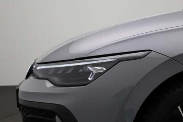 Volkswagen Golf (2025) thumbnail 15