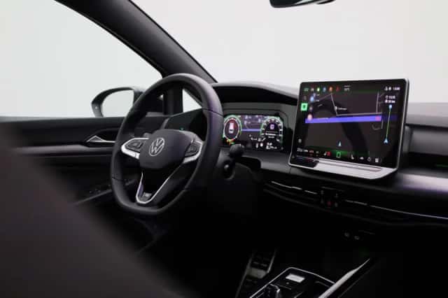 Volkswagen Golf (2025) thumbnail 39