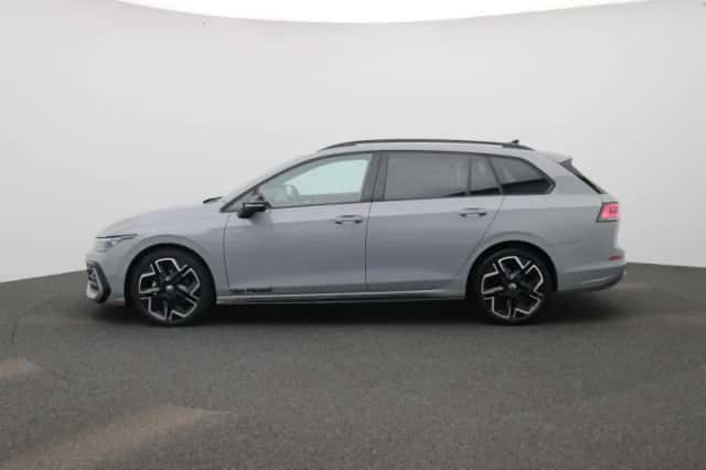 Volkswagen Golf (2025) thumbnail 4
