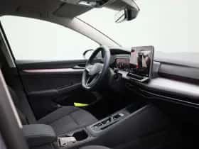 Volkswagen Golf (2025) thumbnail 34