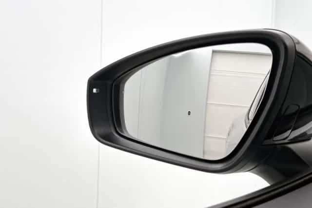 Volkswagen ID.4 (2026) thumbnail 23