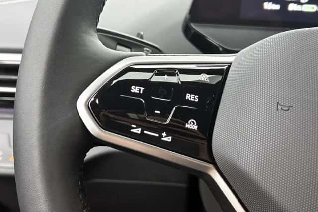 Volkswagen ID.4 (2026) thumbnail 6