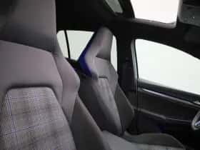 Volkswagen Golf (2025) thumbnail 34