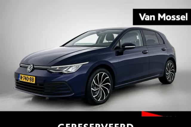 Volkswagen Golf (2021) thumbnail 1