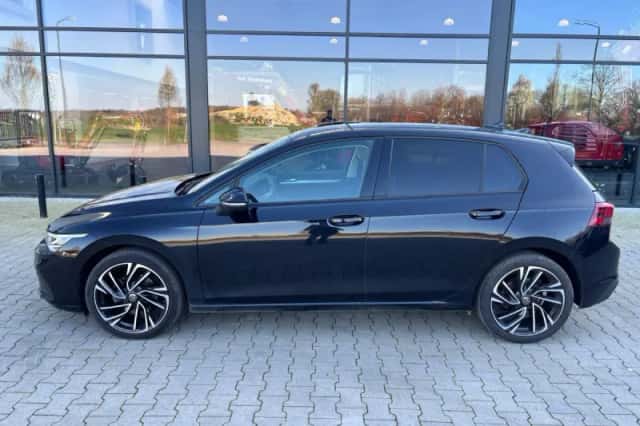 Volkswagen Golf (2020) thumbnail 3