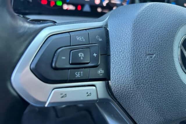 Volkswagen Golf (2020) thumbnail 6