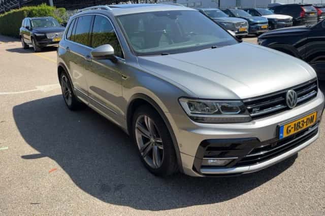 Volkswagen Tiguan (2019) thumbnail 5