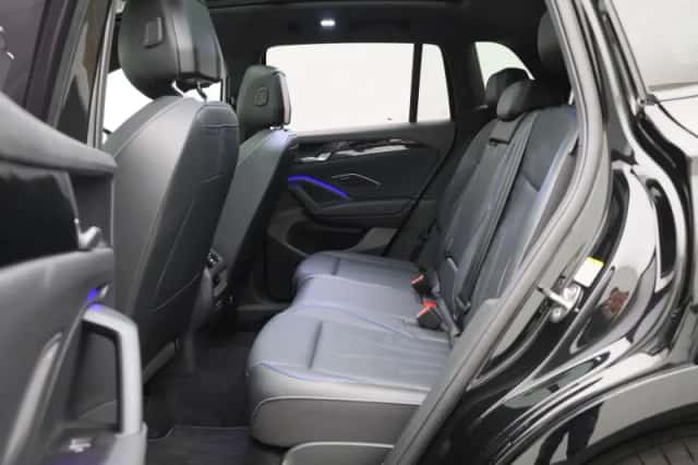 Volkswagen Tiguan (2025) thumbnail 12