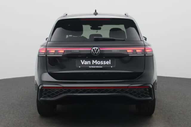 Volkswagen Tiguan (2025) thumbnail 5