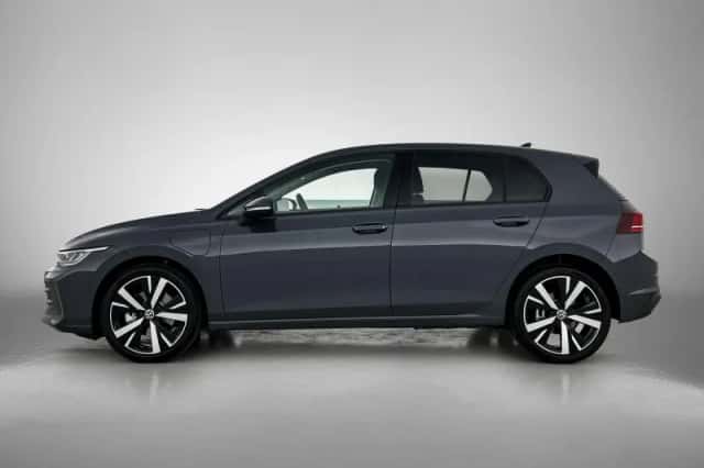 Volkswagen Golf (2026) thumbnail 3