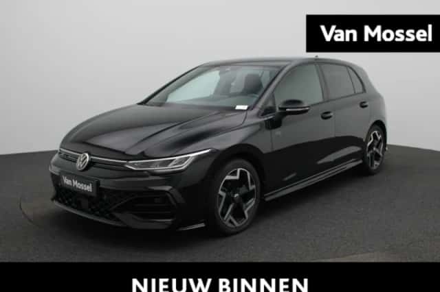 Volkswagen Golf (2025) thumbnail 1