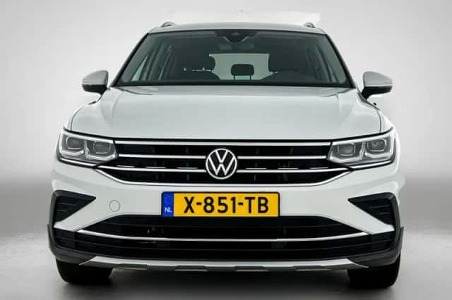 Volkswagen Tiguan (2021) thumbnail 5