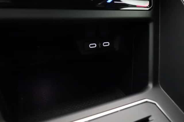 Volkswagen Polo (2024) thumbnail 30