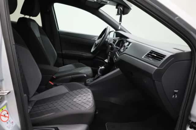 Volkswagen Polo (2024) thumbnail 36