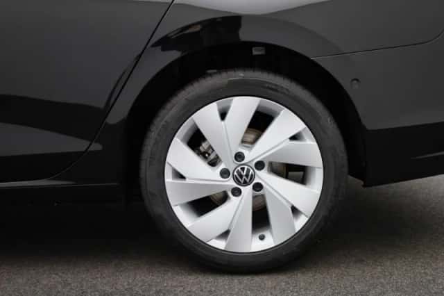 Volkswagen Golf (2025) thumbnail 13