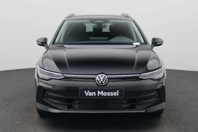 Volkswagen Golf (2025) thumbnail 3