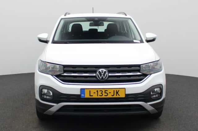 Volkswagen T-Cross (2021) thumbnail 3