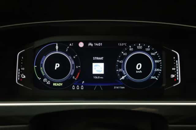 Volkswagen Tiguan (2022) thumbnail 18