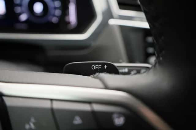 Volkswagen Tiguan (2022) thumbnail 21