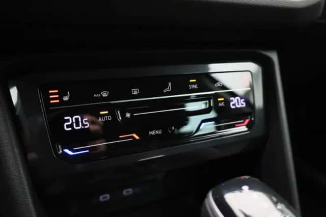 Volkswagen Tiguan (2022) thumbnail 28
