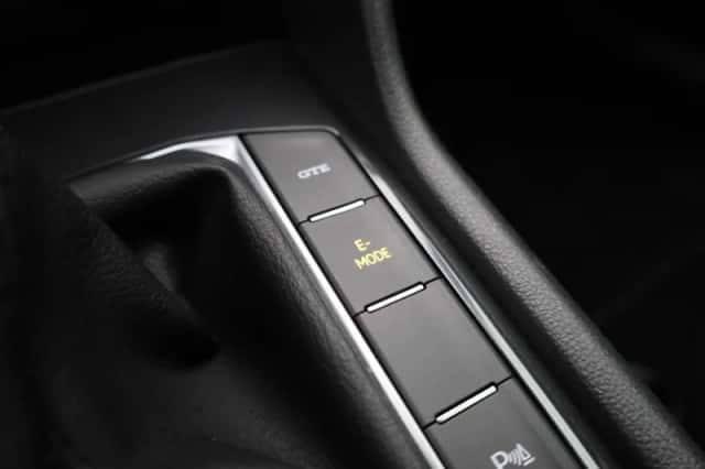 Volkswagen Tiguan (2022) thumbnail 30