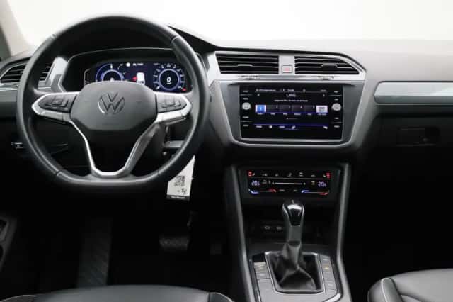 Volkswagen Tiguan (2022) thumbnail 7