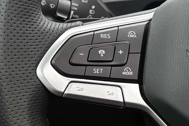 Volkswagen Tiguan (2026) thumbnail 6