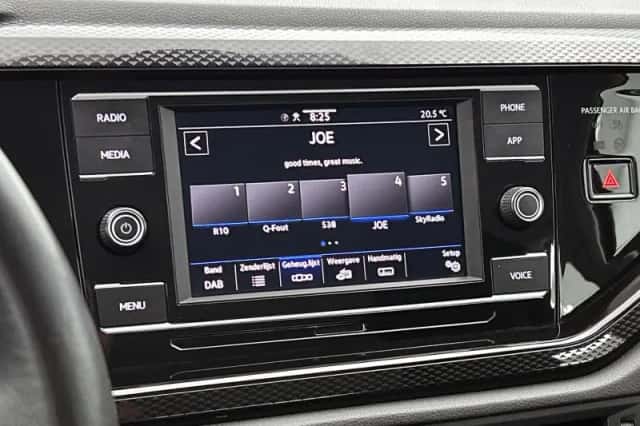 Volkswagen Polo (2022) thumbnail 6