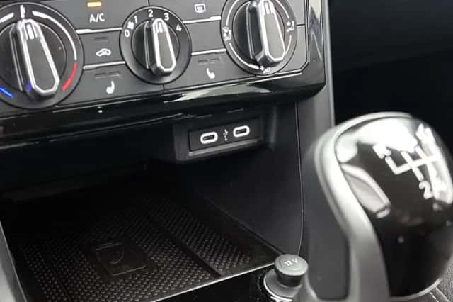 Volkswagen T-Cross (2024) thumbnail 32