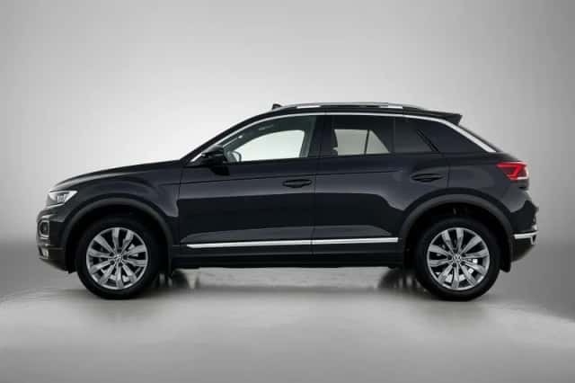 Volkswagen T-Roc (2021) thumbnail 2