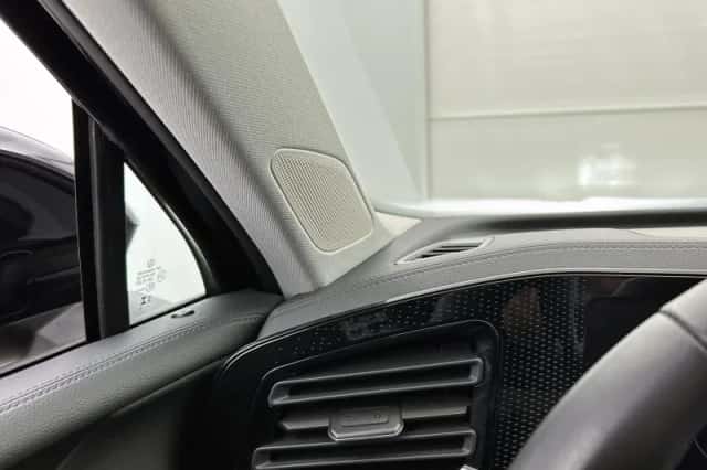 Volkswagen Tiguan (2024) thumbnail 16