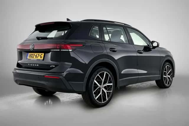 Volkswagen Tiguan (2024) thumbnail 4