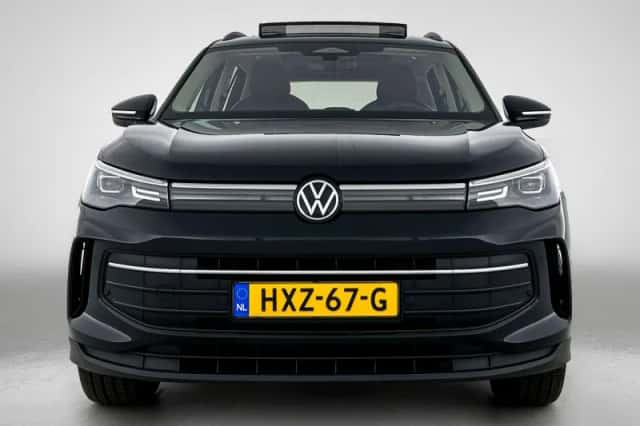 Volkswagen Tiguan (2024) thumbnail 5