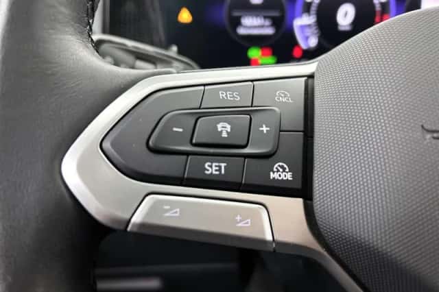 Volkswagen Tiguan (2024) thumbnail 6