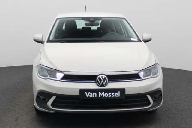 Volkswagen Polo (2024) thumbnail 3