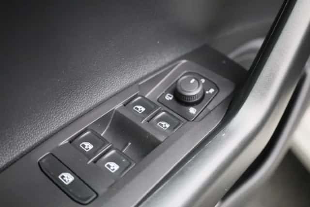 Volkswagen Polo (2024) thumbnail 26