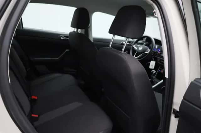 Volkswagen Polo (2024) thumbnail 30