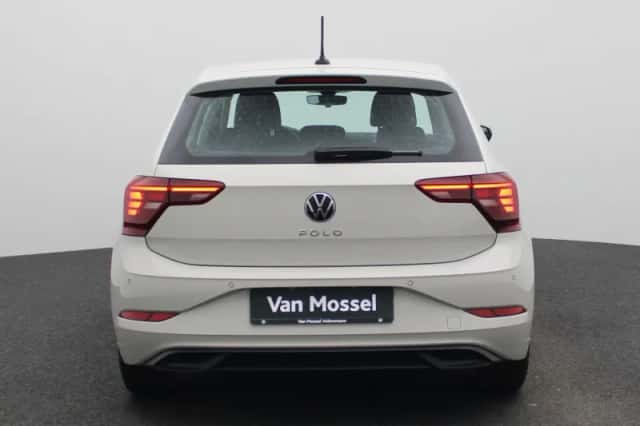 Volkswagen Polo (2024) thumbnail 5